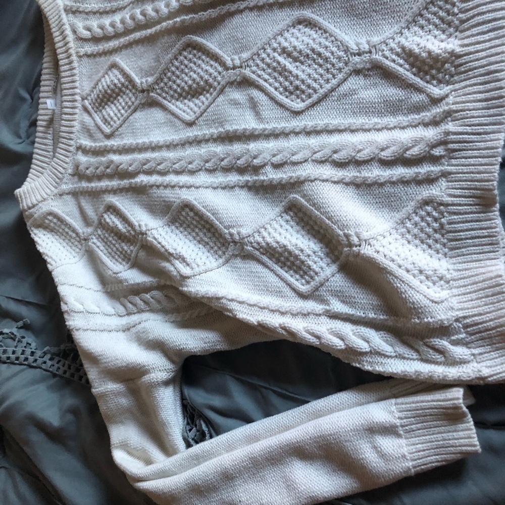 Loose sweater
